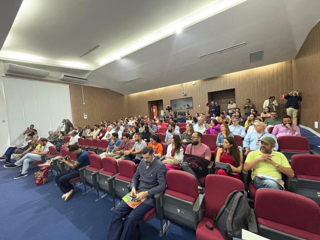 O evento aconteceu no auditório do Instituto Nacional do Semiárido