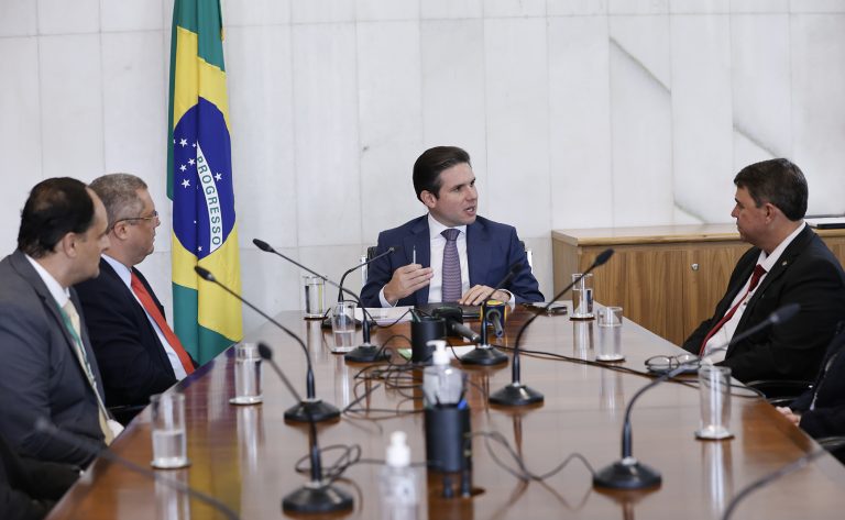 Parceria cria rede legislativa de TV direcionada à região metropolitana de João Pessoa