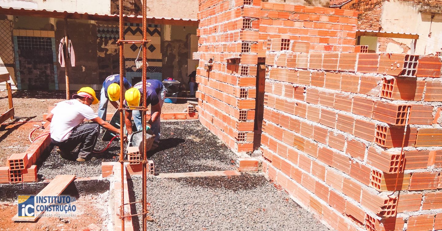 Campina Grande encerra fevereiro com 1.151 vagas de emprego, segundo o Sine