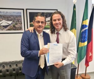 Articulação entre prefeito e senador reforça a frota  veicular da Saúde de Boa Vista