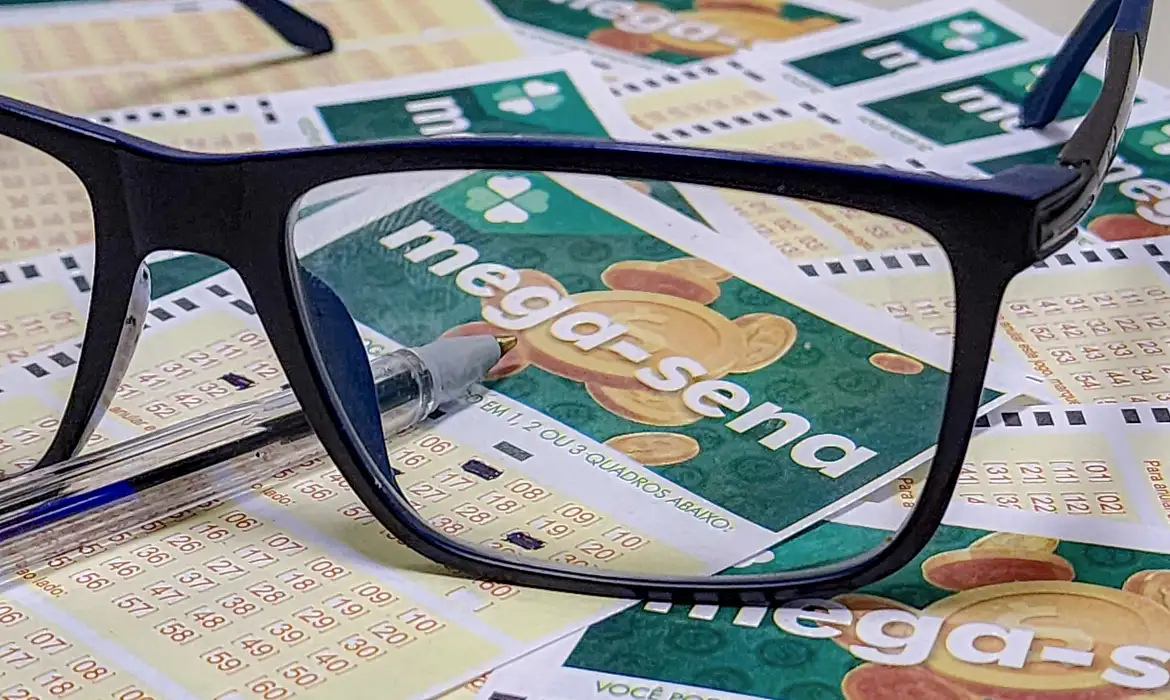 Apostador de Curitiba ganha prêmio de R$ 127 milhões da Mega-Sena