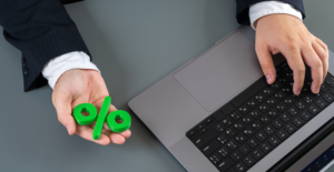 Novo Desenrola permitirá usar saldo do FGTS para limpar nome