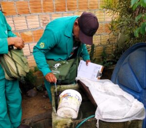 Período chuvoso exige atenção redobrada aos sintomas da dengue, alerta infectologista