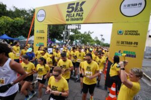 Corrida 5k Pela Paz no Trânsito encerra ações do Maio Amarelo em Campina Grande