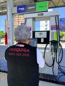 Gasolina oscila entre R$ 6,17 e R$ 6,90 em João Pessoa; álcool cai R$ 0,30 por litro