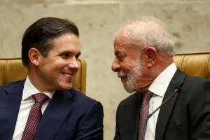 Motta anuncia apoio à reeleição de Lula na PB