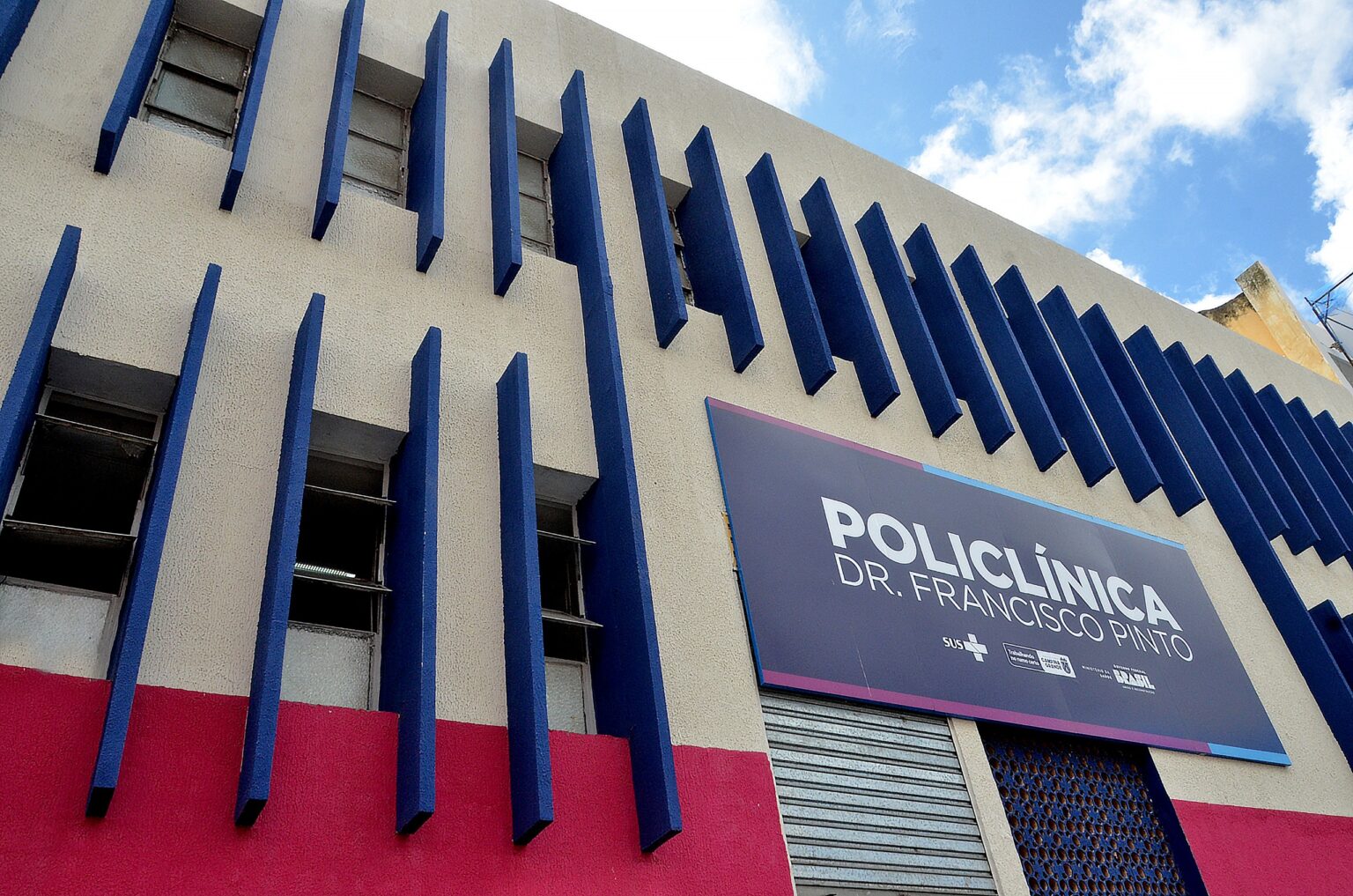 Unidade de saúde atacada por ladrões só volta a  atender dia 24; prejuízo chega a R$ 100 mil