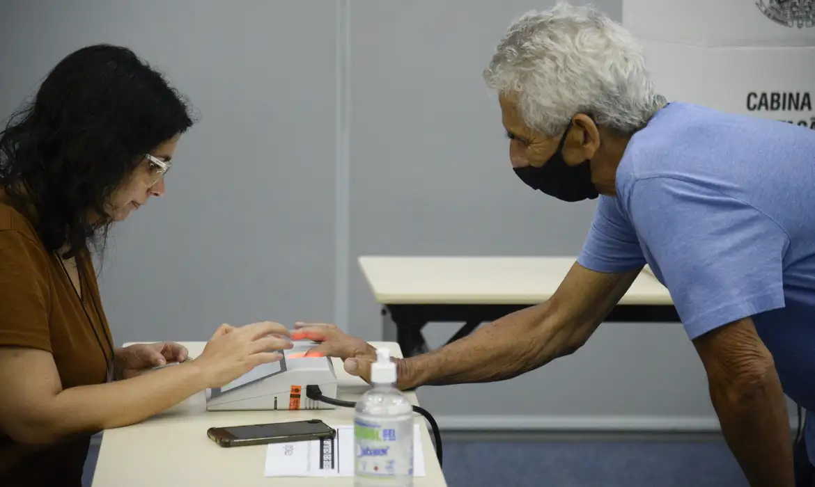 Aposentado ou pensionista que votar não precisa fazer Prova de Vida no INSS