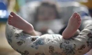 Licença-maternidade de 120 dias passa a ser igual para mães biológicas e adotantes