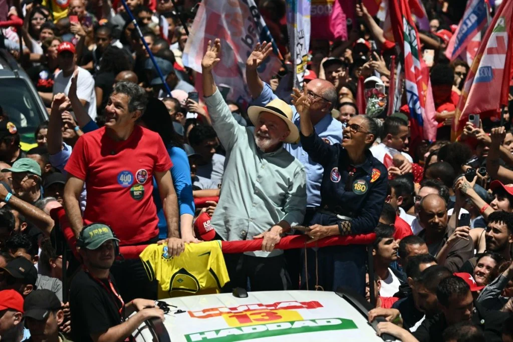 Corregedoria do TSE derruba decisão Kassio e libera canal pró-Lula no Whatsapp